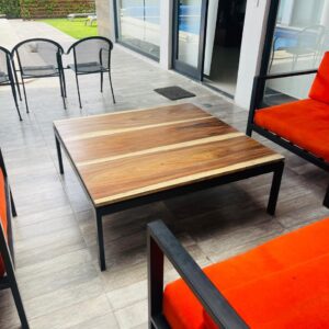 mesa de centro cuadrada madera