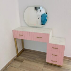 Tocador infantil con espejo